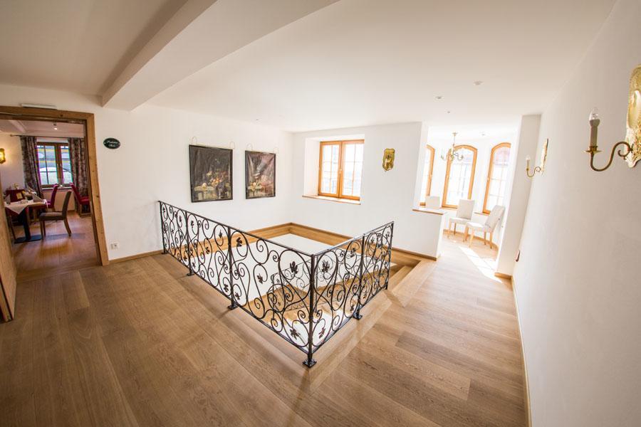 Hotel Schloss Leitheim Екстер'єр фото