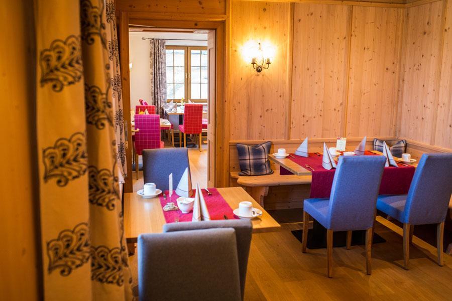 Hotel Schloss Leitheim Екстер'єр фото