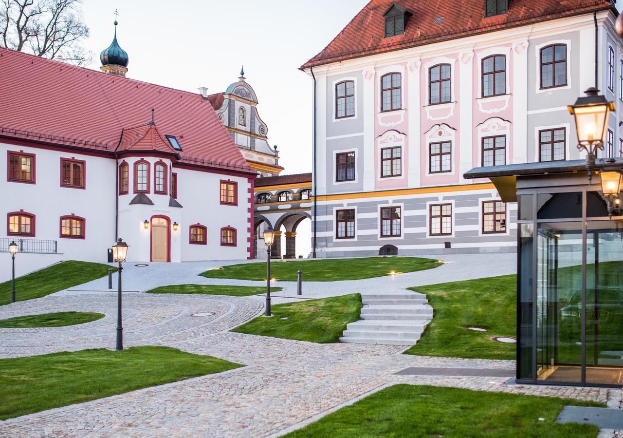 Hotel Schloss Leitheim Екстер'єр фото